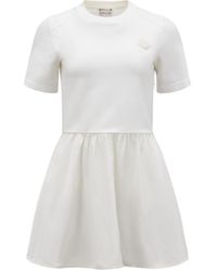 Moncler - Mini-robe ajustée et évasée - Lyst
