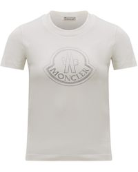 Moncler - T-shirt mit kristall-logo - Lyst