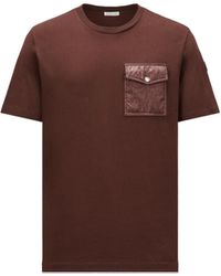 Moncler - T-shirt avec poche - Lyst