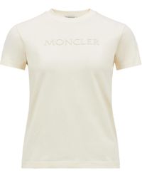 Moncler - Besticktes T-Shirt Aus Baumwolle Mit Farblich Passendem Logo, Damen, Größe - Lyst