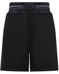 Moncler - Shorts aus gabardine - Lyst