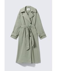 Monki - Oversized-Trenchcoat Aus Nylon Mit Gürtel - Lyst
