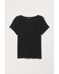 Monki - Kurzarm-T-Shirt Mit Slim Fit - Lyst