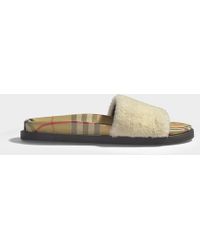 Burberry Kencot Slides In Beige Shearling - Natural