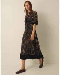 Monsoon - Jaz V-neck Paisley Devoré Midi Dress Green - Lyst