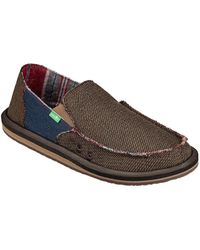 sanuk sea man