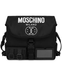 Herren Taschen Kuriertaschen Moschino Synthetik Umhängetasche Aus Nylon Mit Logodruck in Schwarz für Herren 