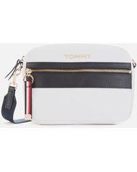tommy jeans camera bag