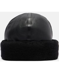 TOTEME - Shearling-Trimmed Leather Hat - Lyst