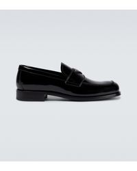 Mules en shearling Fourrure Prada pour homme en coloris Noir Homme Chaussures Chaussures à enfiler Slippers 