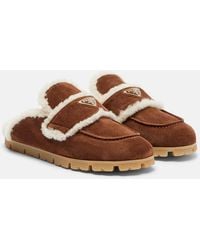 Prada - Mules De Ante Con Borrego - Lyst