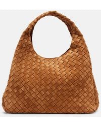 Bottega Veneta - Schultertasche Campana Large Aus Veloursleder - Lyst