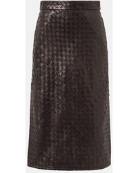 Bottega Veneta - Jupe Midi En Cuir Intrecciato - Lyst