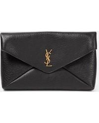 Saint Laurent - Cassandre Große Envelope Clutch Aus Strukturiertem Leder - Lyst
