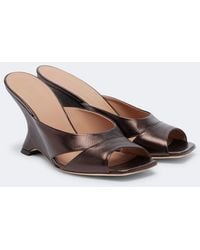 Malone Souliers - Lourdes Metallic Leather Wedge Mules - Lyst