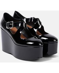 Alaïa - Criss Cross Patent Leather Wedges - Lyst