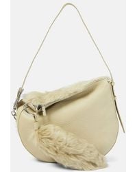 Burberry - Schultertasche Aus Leder Mit Shearling - Lyst