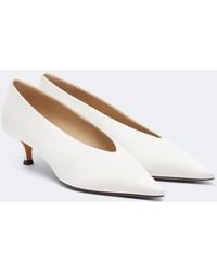 Le Monde Beryl - Babouche Satin Pumps - Lyst