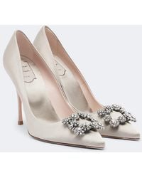Roger Vivier - Flower Strass Embellished Satin Pumps - Lyst