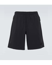 Moncler - Shorts in tessuto tecnico - Lyst