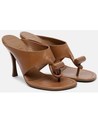 Loewe - Toggle 90 Leather Thong Sandals - Lyst
