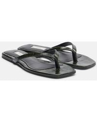 TOTEME - Croc-Effect Leather Thong Sandals - Lyst