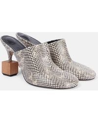 Jacquemus - Bisou 90 Snake-Effect Leather Mules - Lyst