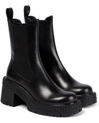 Versace Chelsea Boots Greca aus Leder - Schwarz
