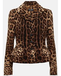 Dolce & Gabbana - Chaqueta de crepé doble con botonadura sencilla y estampado de leopardo - Lyst