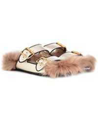 Prada Sandali in pelle metallizzata con pelliccia - Multicolore