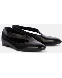 KHAITE - Diana Cutout Leather Ballet Flats - Lyst