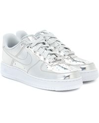 Nike Sneakers Air Force 1 aus Metallic-Leder - Mettallic