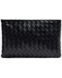 Bottega Veneta - Intrecciato Medium Leather Pouch - Lyst