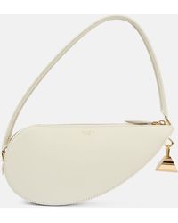 Alaïa - Schultertasche Le Demi Cour Aus Leder - Lyst
