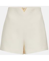 Valentino - Shorts Crepe Couture a vita alta - Lyst