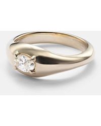 STONE AND STRAND - Essential 14Kt Pinky Ring With Diamonds - Lyst