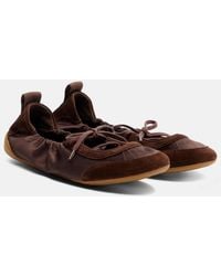 Chloé - Kick Suede-Trimmed Satin Flats - Lyst