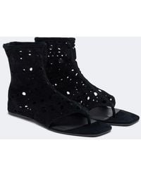 Alaïa - Neo Vienne Suede Thong Sandals - Lyst