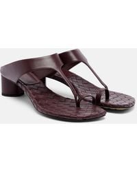 Bottega Veneta - Livia Intrecciato Leather Thong Sandals - Lyst