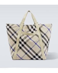 Burberry - Tote Bag Check Large Aus Jacquard - Lyst