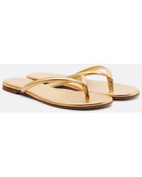 Gianvito Rossi - Calypso Metallic Leather Thong Sandals - Lyst