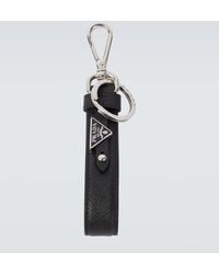 Prada - Llavero Saffiano De Piel Con Logo - Lyst