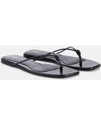 TOTEME - The Knot Leather Thong Sandals - Lyst