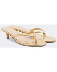 Gianvito Rossi - Calypso Metallic Leather Thong Sandals - Lyst