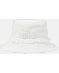 Miu Miu - Sombrero de pescador de denim con logo - Lyst