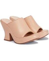 Bottega Veneta Wedge Leather Platform Sandals - Natural