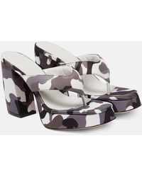 Gia Borghini - Gia 17 Uni Camouflage Platform Thong Sandals - Lyst