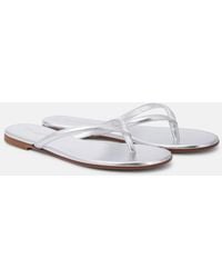 Gianvito Rossi - Calypso Metallic Leather Thong Sandals - Lyst