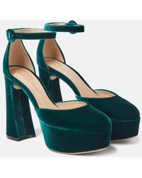 Gianvito Rossi - Plateau-Pumps Holly aus Samt - Lyst