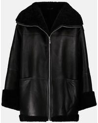 Totême - Giacca in pelle con shearling - Lyst